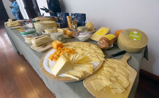 Ambato organiza feria nacional del queso