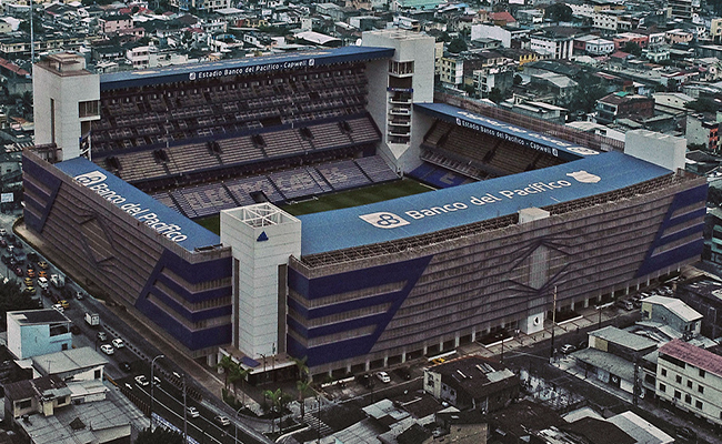 Banco del Pacífico embarga propiedades de Emelec