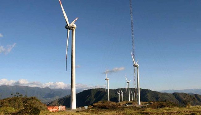 BanEcuador abre línea de crédito para energía renovable