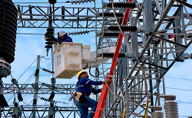 Gobierno reduce horas de suspensión de servicio eléctrico