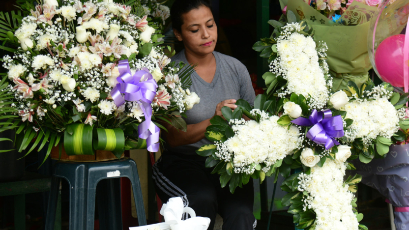 horarios-de-cementerios-y-mercado-de-flores-en-guayaquil.ecuador221.com_.ec_ Horarios de cementerios y mercado de flores en Guayaquil