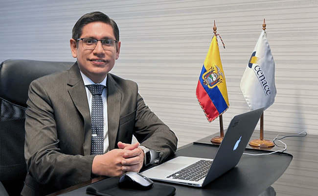 javier-medina-es-el-nuevo-director-de-cenace-ecuador221.com_.ec_ Javier Medina es el nuevo director de  Cenace