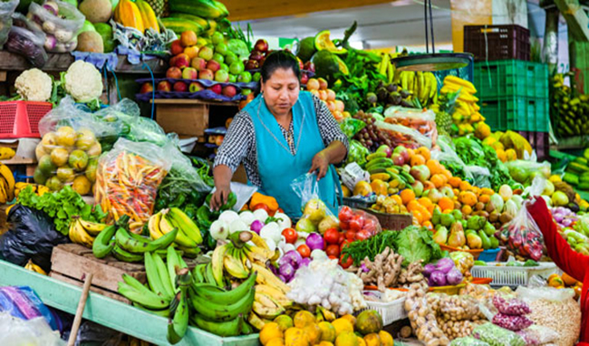 La economía del país decreció 2,2%