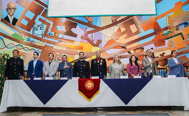 los-bomberos-recordaron-su-dia-con-una-sesion-conmemorativa-ecuador221.com_.ec_ Los bomberos recordaron su día con una sesión conmemorativa