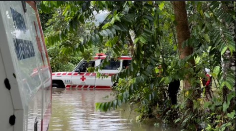 El Salvador envía ayuda humanitaria a Costa Rica para afectados por las lluvias y los deslaves