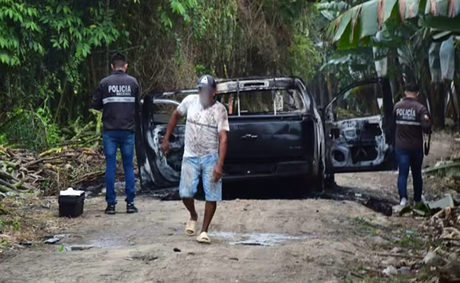 hallan-dos-vehiculos-incinerados-con-cuerpos-en-machala-ecuador221.com_.ec- Hallan dos vehículos incinerados con cuerpos en Machala