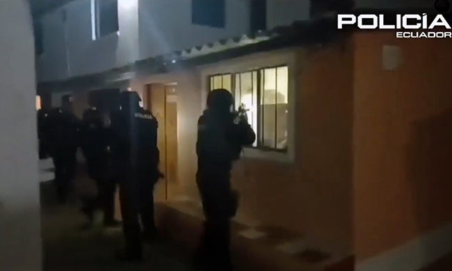 policia-captura-a-14-integrantes-del-brazo-armado-de-los-lobos-en-quito-ecuador221.com_.ec_ Policía captura a 14 integrantes del brazo armado de los Lobos en Quito