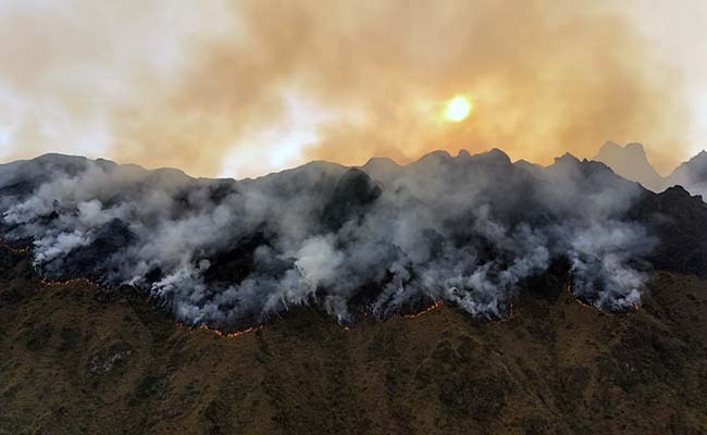 Prefectura del Azuay articula acciones con las Juntas Parroquiales por incendios forestales