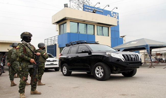 Recapturados siete de ocho presos fugados de la cárcel Regional Guayas
