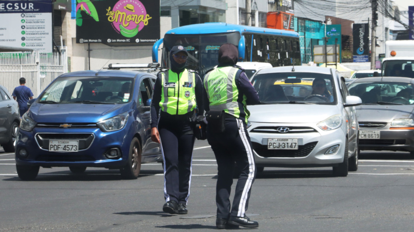 restricciones-de-pico-y-placa-en-quito-este-7-de-noviembre.ecuador221.com_.ec_-2 Pico y Placa en Quito este jueves 21 de noviembre