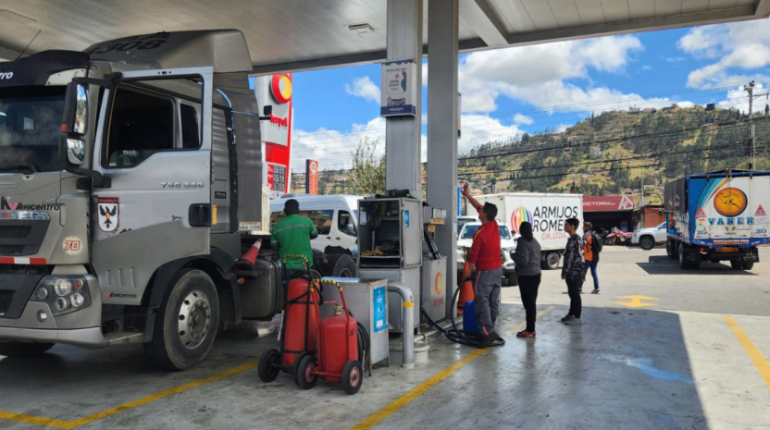 Terminal de Cuenca reanuda despachos de diésel premium