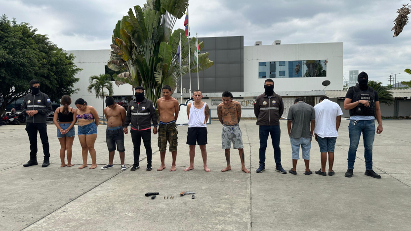 bandas-criminales-disfrazadas-de-policias-siembran-terror-en-manabi.ecuador221.com_.ec_ Bandas criminales disfrazadas de policías siembran terror en Manabí