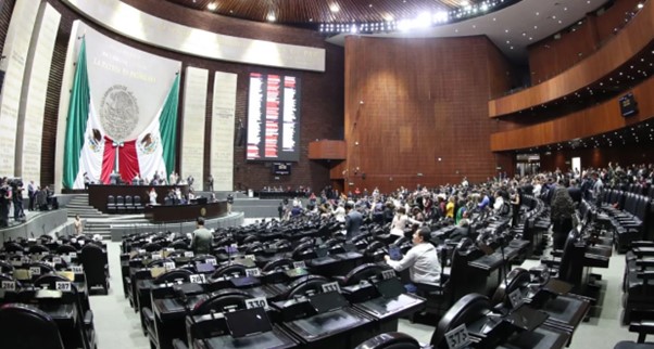 Cámara de Diputados de México aprueba ley que otorga derechos laborales a trabajadores de plataformas digitales