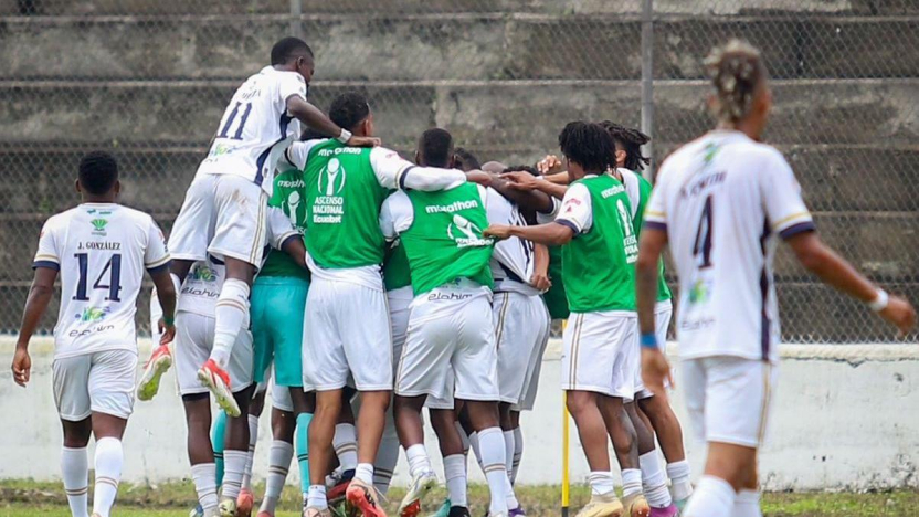 esmeraldas-celebra-22-de-julio-conquista-el-ascenso-nacional.ecuador221.com_.ec_ ¡Esmeraldas celebra! 22 de Julio conquista el Ascenso Nacional