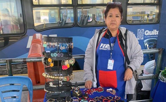 la-feria-emprende-trole-esta-activa-en-la-estacion-rio-coca-de-la-ecovia-ecuador221.com_.ec_ La Feria ‘Emprende Trole’ está activa en la Estación Río Coca de la Ecovía