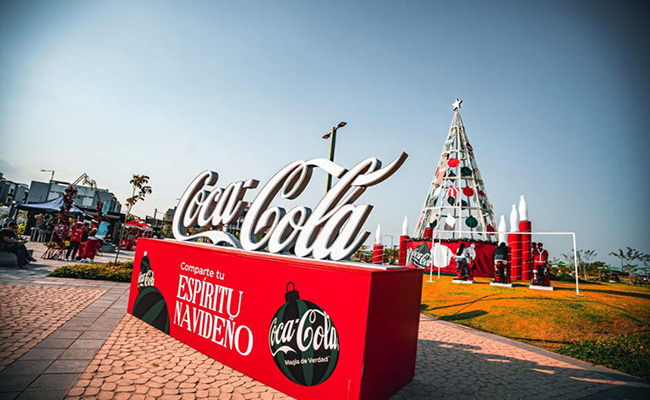 la-villa-navidena-de-coca-cola-llega-a-samborondon-ecuador221.com_.ec_ La Villa Navideña de Coca-Cola llega a Samborondón