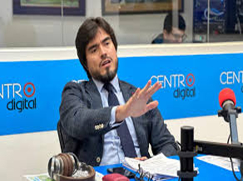 Ministro de Gobierno: Verónica Abad debe presentarse hoy en Turquía