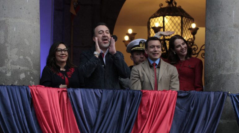 Muñoz y Noboa celebran Quito con música y tradición en Plaza