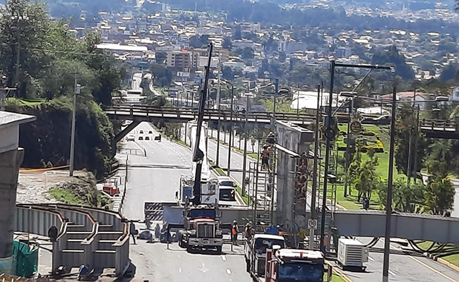 Quito: Terminan los trabajos en la autopista General Rumiñahui