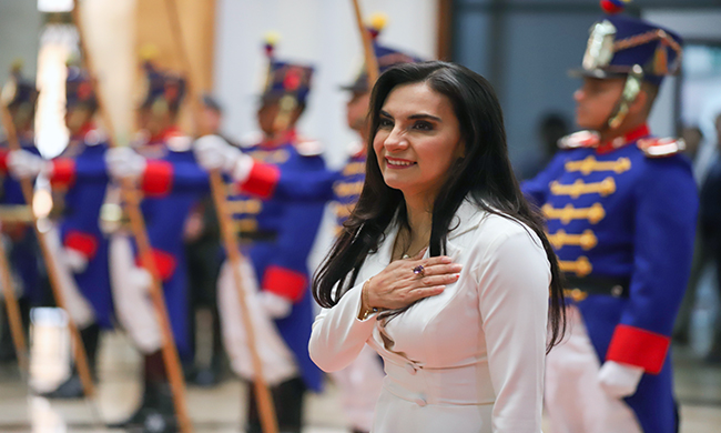 Verónica Abad no viajó a Turquía y aspira asumir en enero la Presidencia