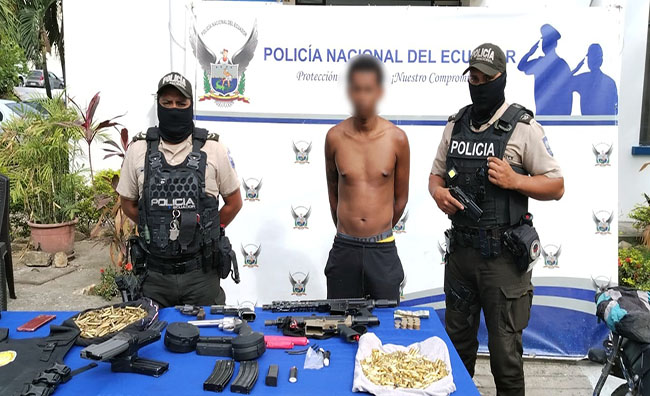 Bodegas de armas en Guayaquil son desmanteladas tras allanamientos
