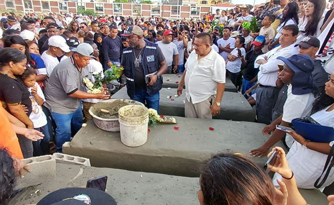 Caso Malvinas: Sepultan a los cuatro menores en cementerio del suburbio