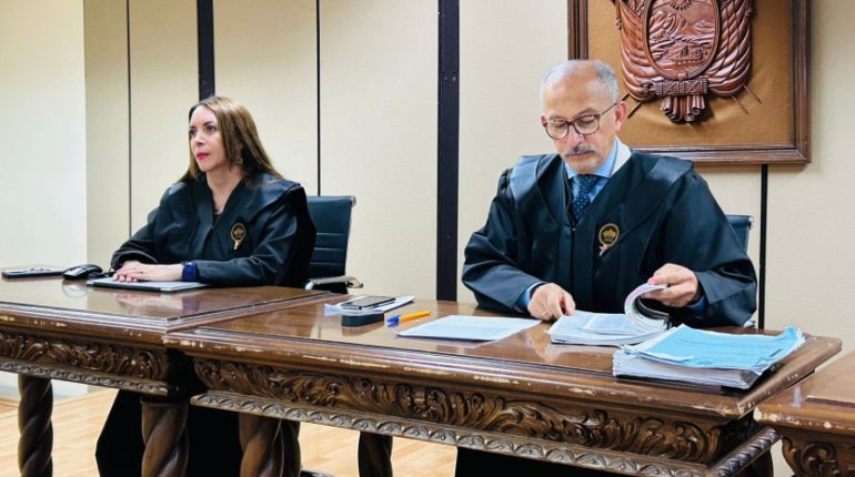 Corte rechaza bonificación por desahucio en retiros voluntarios