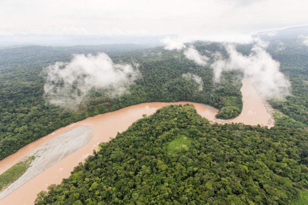 ecuador-recibe-premio-talal-por-conservar-la-amazonia.ecuador221.com_.ec_ Ecuador recibe Premio Talal por conservar la Amazonía