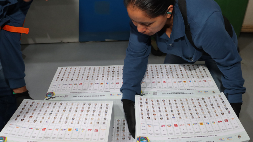 elecciones-ecuador-2025-fechas-clave-y-detalles-cruciales.ecuador221.com_.ec_ Elecciones Ecuador 2025: Fechas clave y detalles cruciales