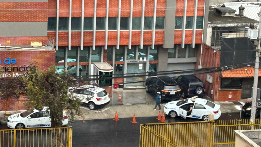 tension-en-quito-ataque-armado-en-clinica-deja-un-herido.ecuador221.com_.ec_ Tensión en Quito: Ataque armado en clínica deja un herido