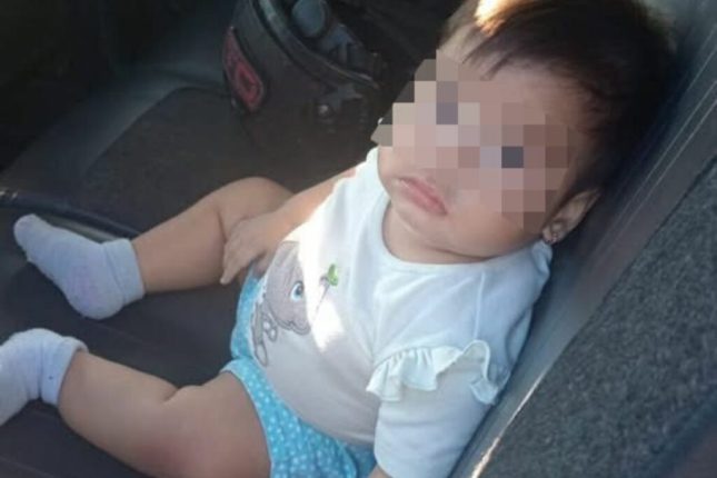 Bebé hallada sola en carretera, su madre fue asesinada