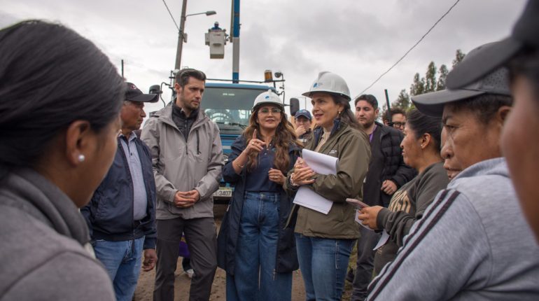 Gobierno refuerza sistema eléctrico en Otón, Cayambe