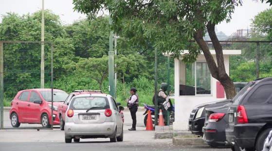 Guayaquil cobrará por estacionar en el Parque Samanes