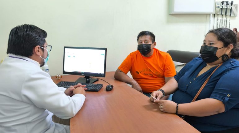 Hospital de Infectología advierte sobre daños renales por automedicación