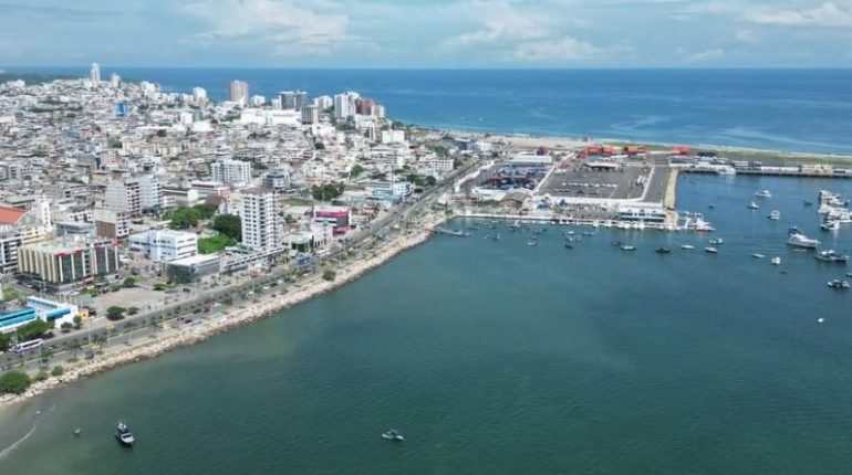 Manta subastó tres terrenos municipales para reactivar su economía