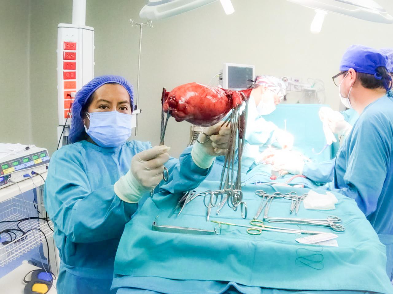 medicos-en-sigchos-extirpan-tumor-gigante-y-salvan-vida.ecuador221.com_.ec_ Médicos en Sigchos extirpan tumor gigante y salvan vida