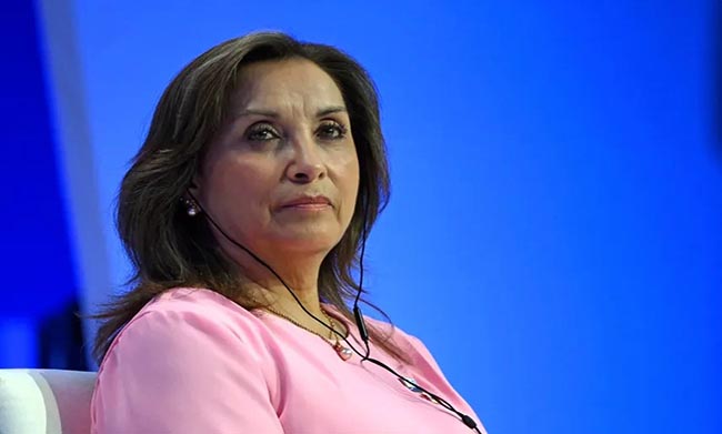 Perú recibe primer vuelo con 34 deportados de Estados Unidos
