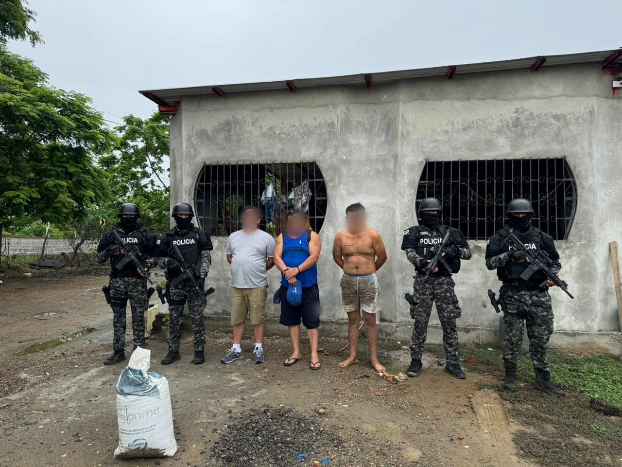 policia-rescata-a-secuestrado-y-captura-a-tres-sospechosos.ecuador221.com_.ec_ Policía rescata a secuestrado y captura a tres sospechosos