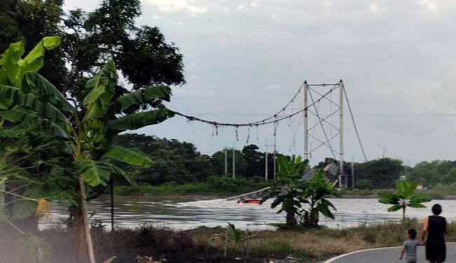 cuatro-heridos-por-colapso-de-puente-colgante-en-daule-ecuador221.com_.ec- Cuatro heridos por colapso de puente colgante en Daule