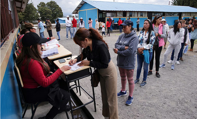 la-corte-constitucional-admite-a-tramite-demanda-sobre-uso-de-celulares-ecuador221.com_.ec_ Corte Constitucional admite a trámite demanda sobre uso de celulares