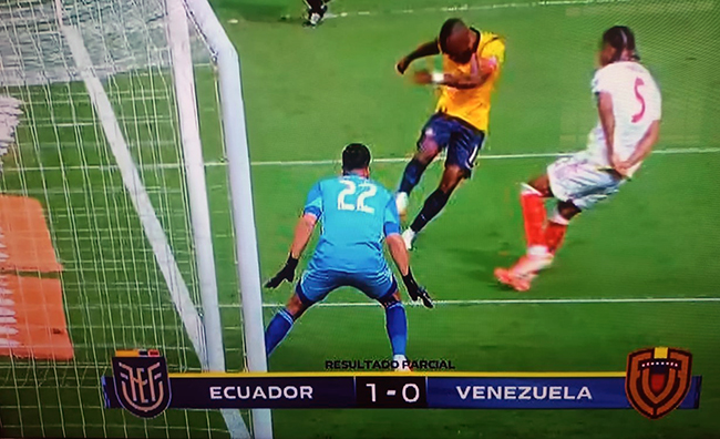 la-tri-vence-a-venezuela-en-el-primer-tiempo-ecuador221.com_.ec_ La Tri vence a Venezuela en el primer tiempo