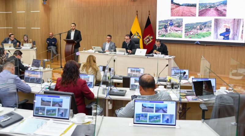 ecuador 221 quito-refuerza-medidas-para-proteger-el-volcan-ilalo.ecuador221.com_.ec_ Quito refuerza medidas para proteger el volcán Ilaló