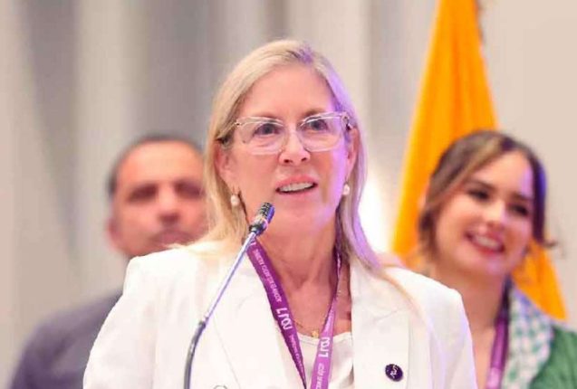 Anabella Azín lidera candidaturas para presidir la Asamblea