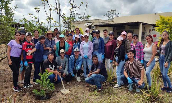 Brigada de Jóvenes en Acción realizó actividades en Naranjito