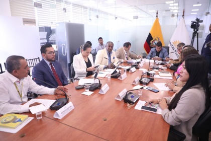 Comisión solicita juicio político contra ministro Danilo Palacios