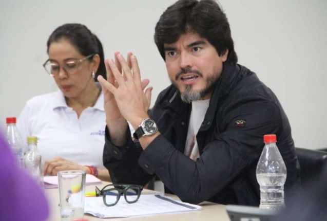 De la Gasca ratifica compromiso presidencial con Esmeraldas tras sismo