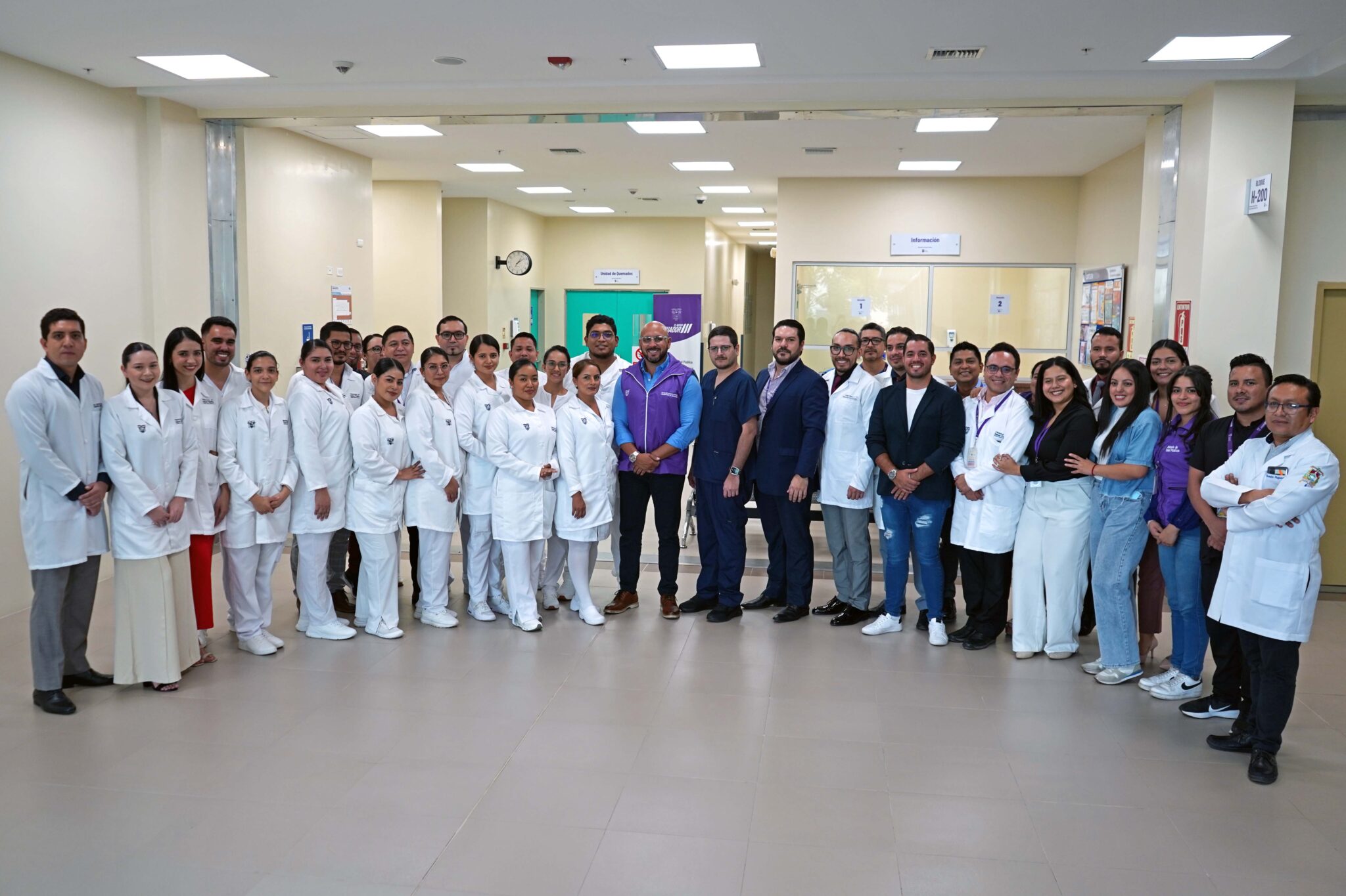 hospital-monte-sinai-inaugura-moderna-unidad-para-quemaduras.ecuador221.com_.ec_ Hospital Monte Sinaí inaugura moderna unidad para quemaduras               