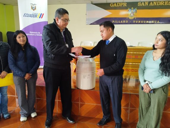 Invierten más de 1.800 dólares en genética bovina en Tungurahua