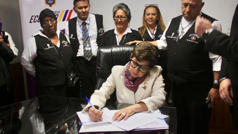 ivonne-nunez-deja-ministerio-y-vuelve-a-la-corte.ecuador221.com_.ec_ Ivonne Núñez deja Ministerio y vuelve a la Corte