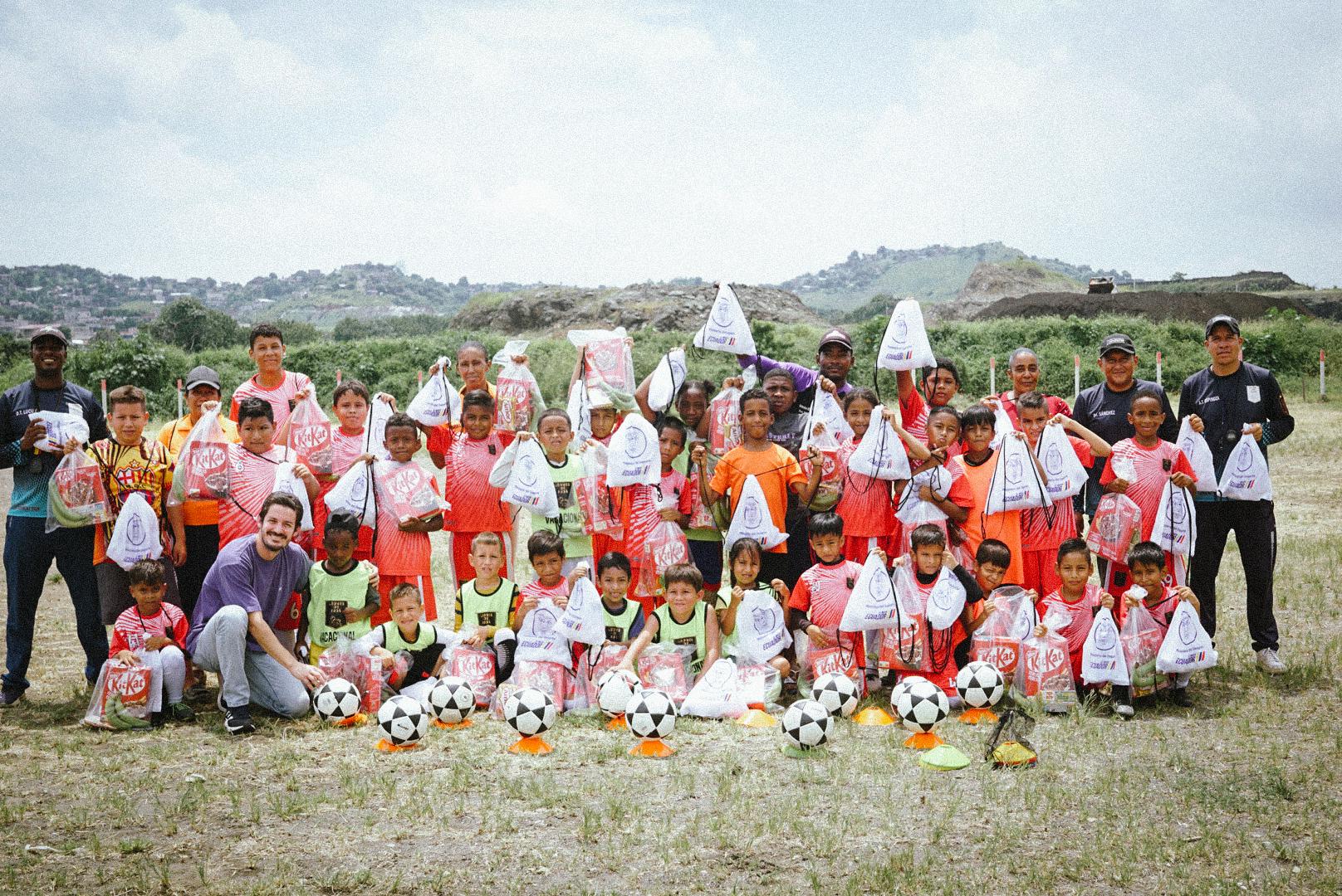 monte-sinai-recibe-dotacion-deportiva-que-impulsa-juventud.ecuador221.com_.ec_ Monte Sinaí recibe dotación deportiva que impulsa juventud
